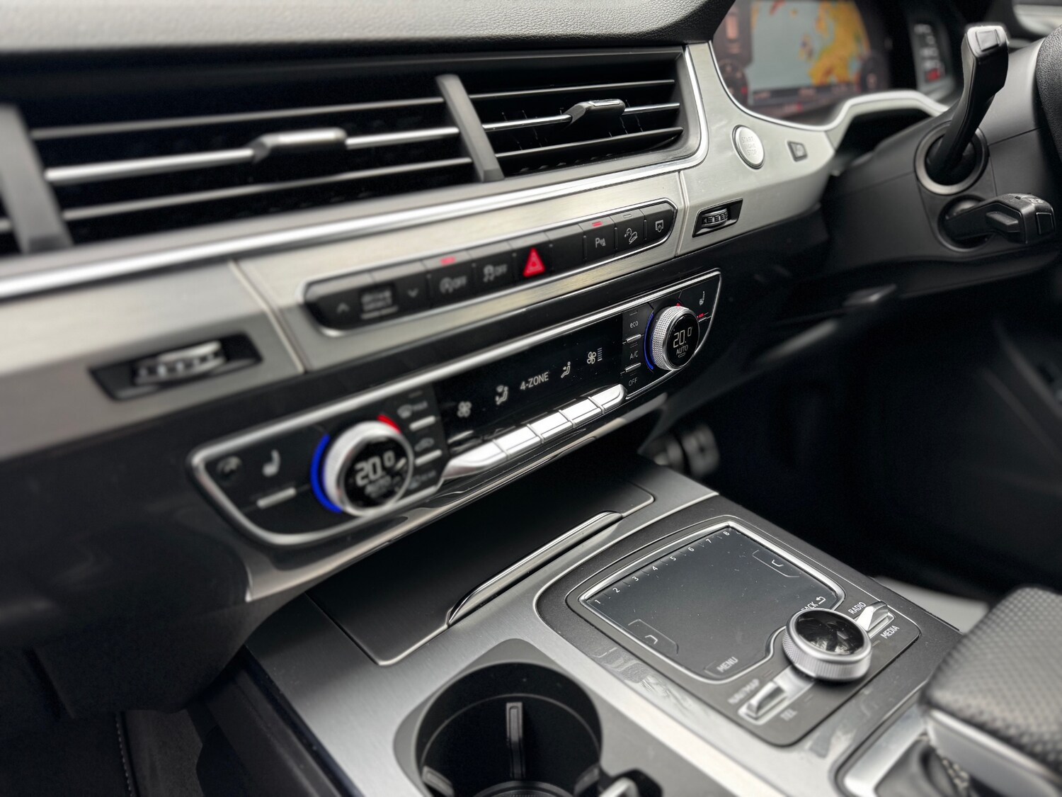 Used Audi Q7 2018 for sale - 77452805: Photo 33