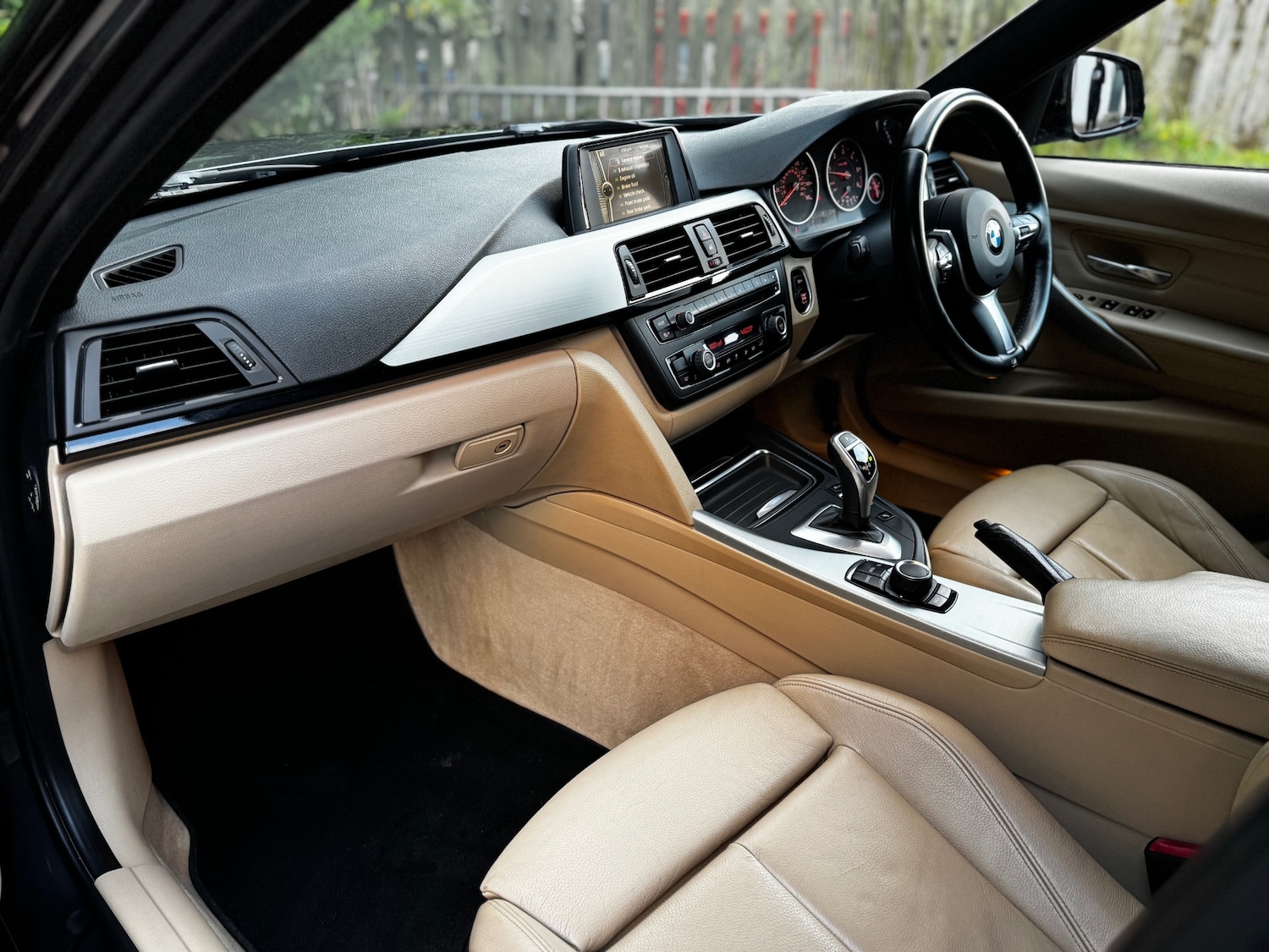 Used BMW 3 Series 2012 for sale - 76445122: Photo 18