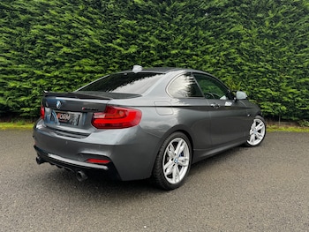 Used BMW 2 Series 2014 for sale - 76428434: Photo