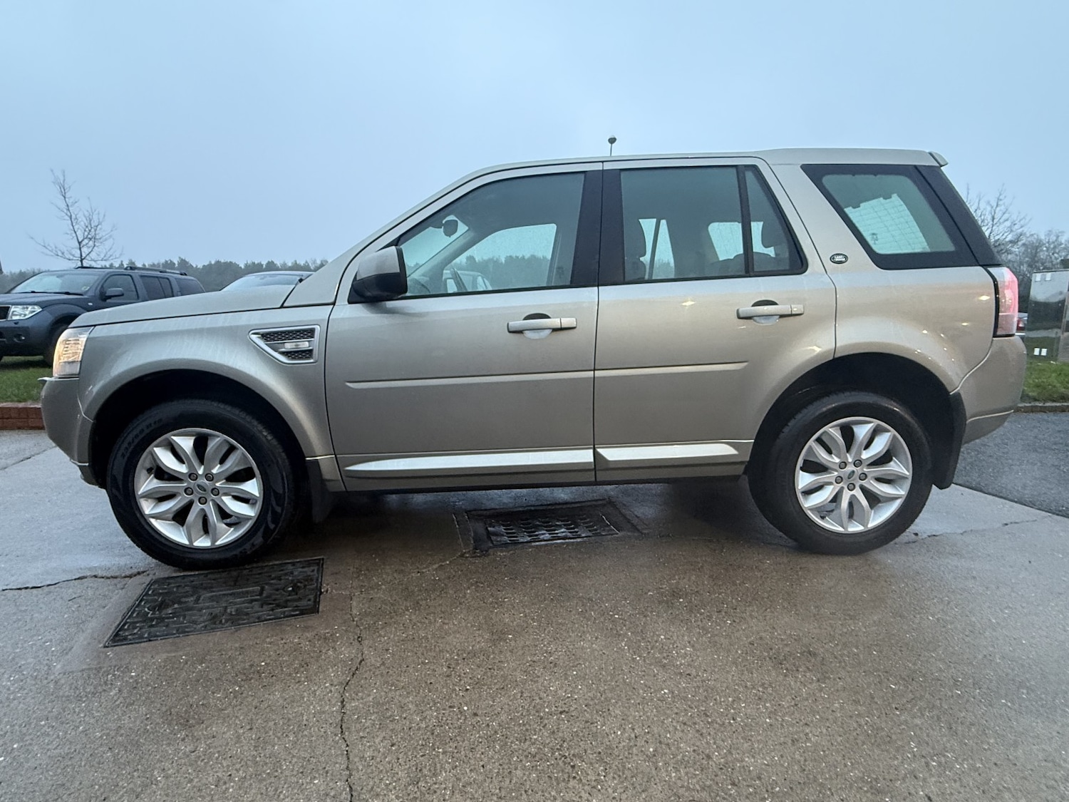 Used Land Rover Freelander 2013 for sale - 77431426: Photo 2