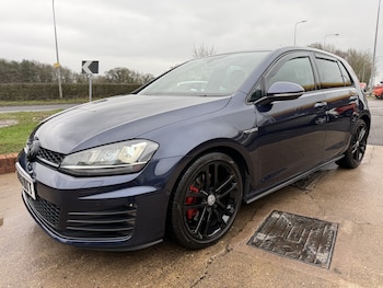 Used Volkswagen Golf 2016 for sale - 77609938: Photo