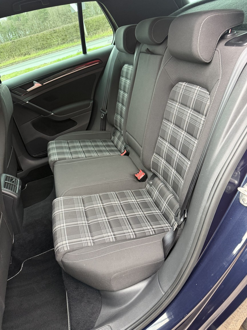 Used Volkswagen Golf 2016 for sale - 77609938: Photo 23