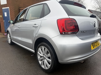 Used Volkswagen Polo 2013 for sale - 77277299: Photo