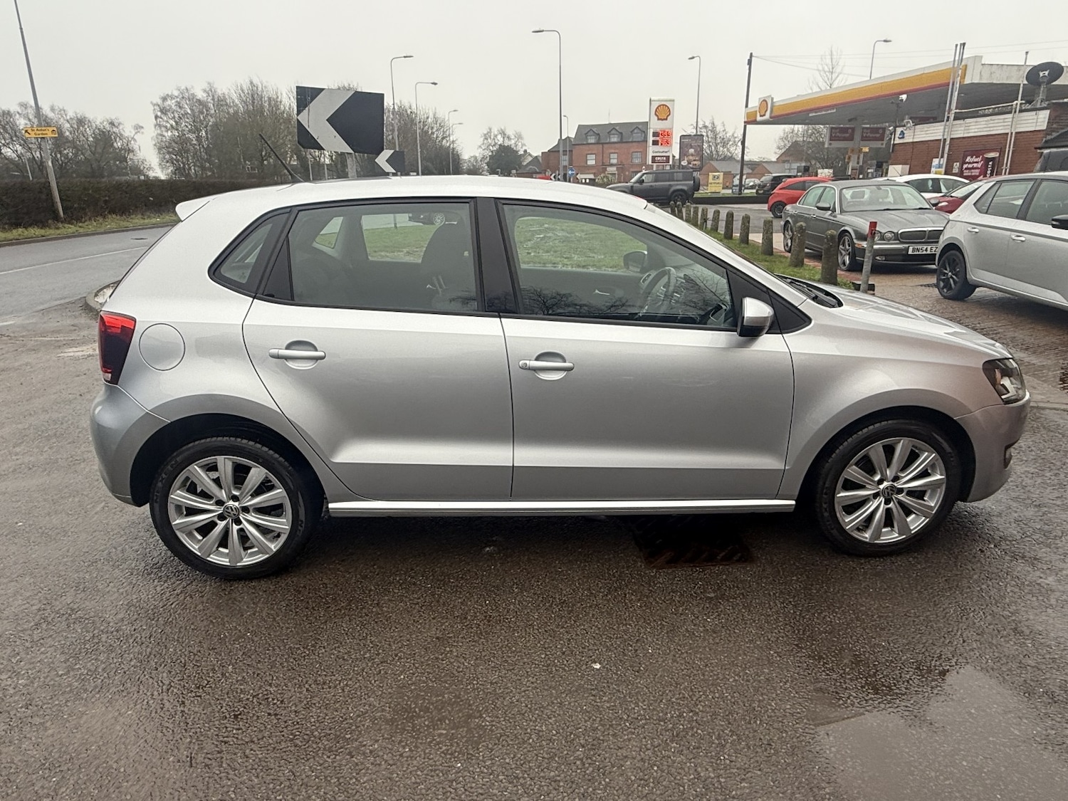 Used Volkswagen Polo 2013 for sale - 77277299: Photo 7