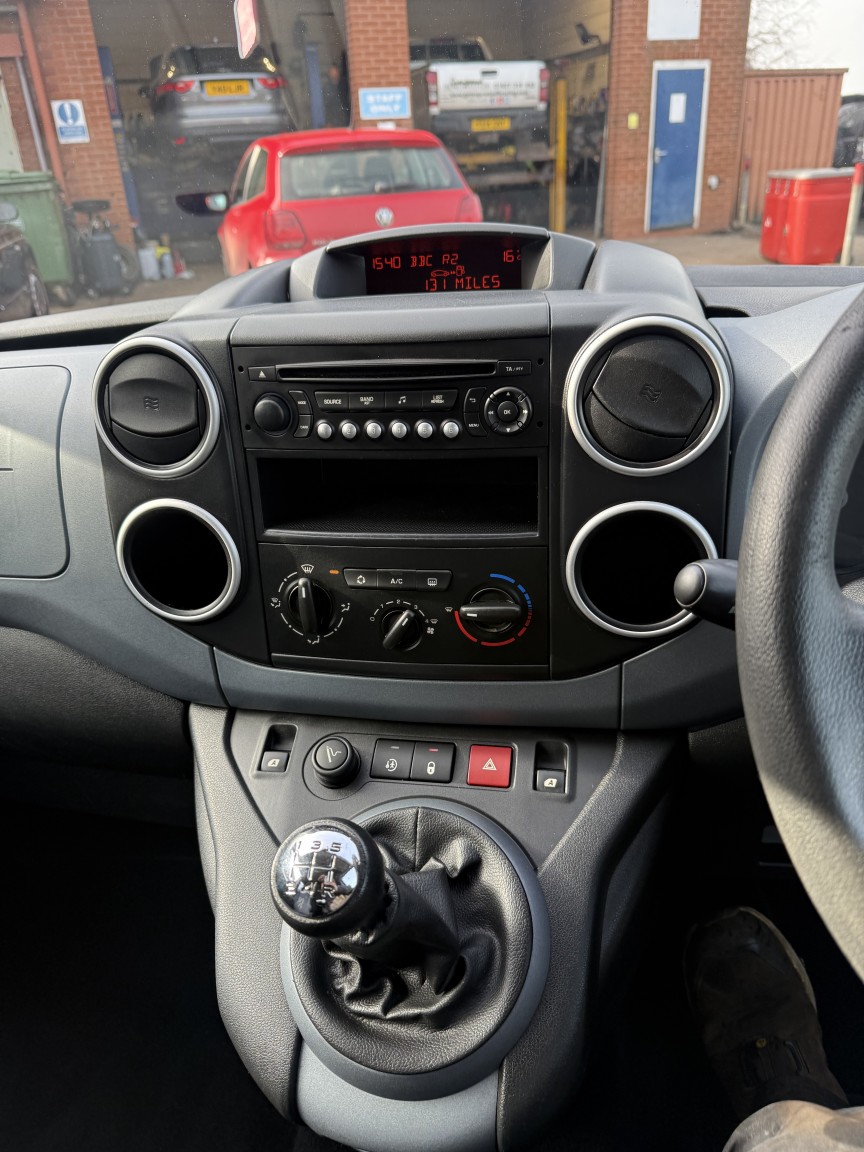 Used Peugeot Partner Tepee 2013 for sale - 77766330: Photo 11