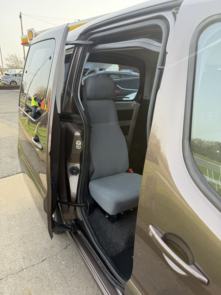 Used Peugeot Partner Tepee 2013 for sale - 77766330: Photo 15