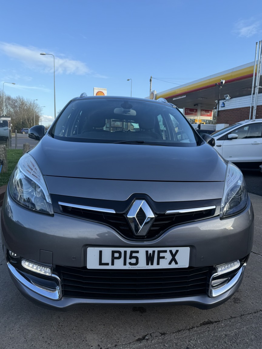 Used Renault Grand Scenic 2015 for sale - 77721276: Photo 8