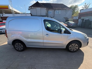 Used Peugeot Partner 2015 for sale - 79379081: Photo