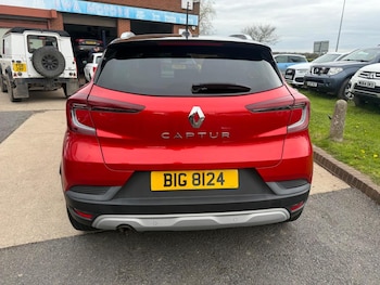 Used Renault Captur 2020 for sale - 78383396: Photo