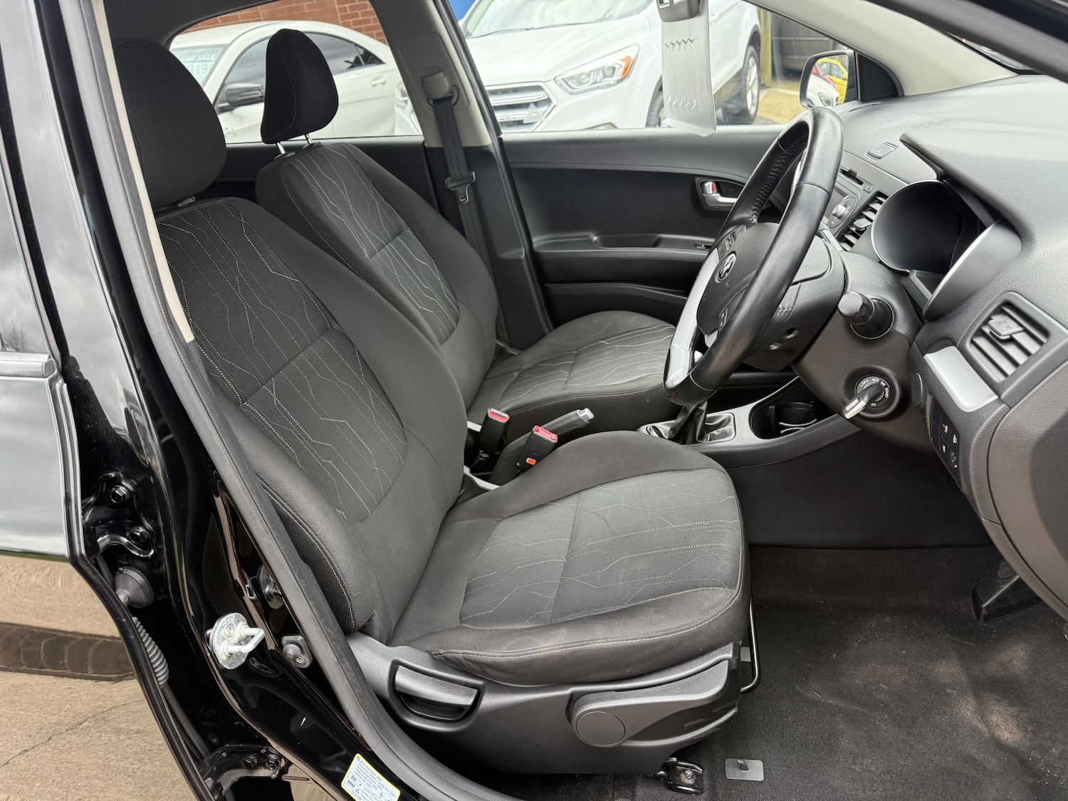 Used Kia Picanto 2017 for sale - 78098186: Photo 14