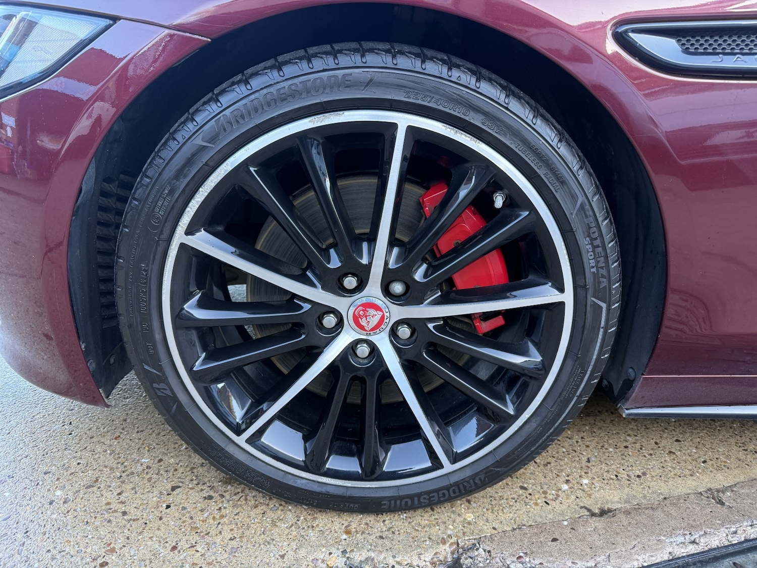 Used Jaguar XE 2016 for sale - 76785079: Photo 22