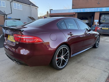 Used Jaguar XE 2016 for sale - 76785079: Photo