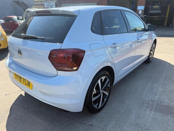 Used Volkswagen Polo 2018 for sale - 79168045: Photo