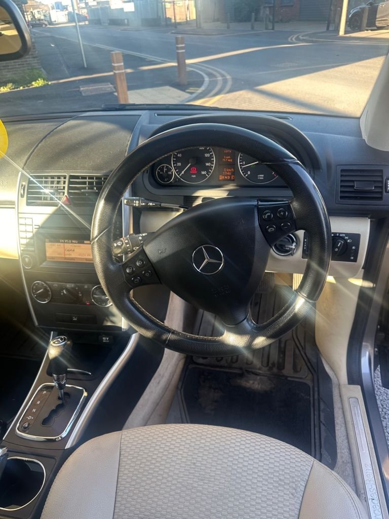 Used Mercedes-Benz A-Class 2011 for sale - 76848158: Photo 19