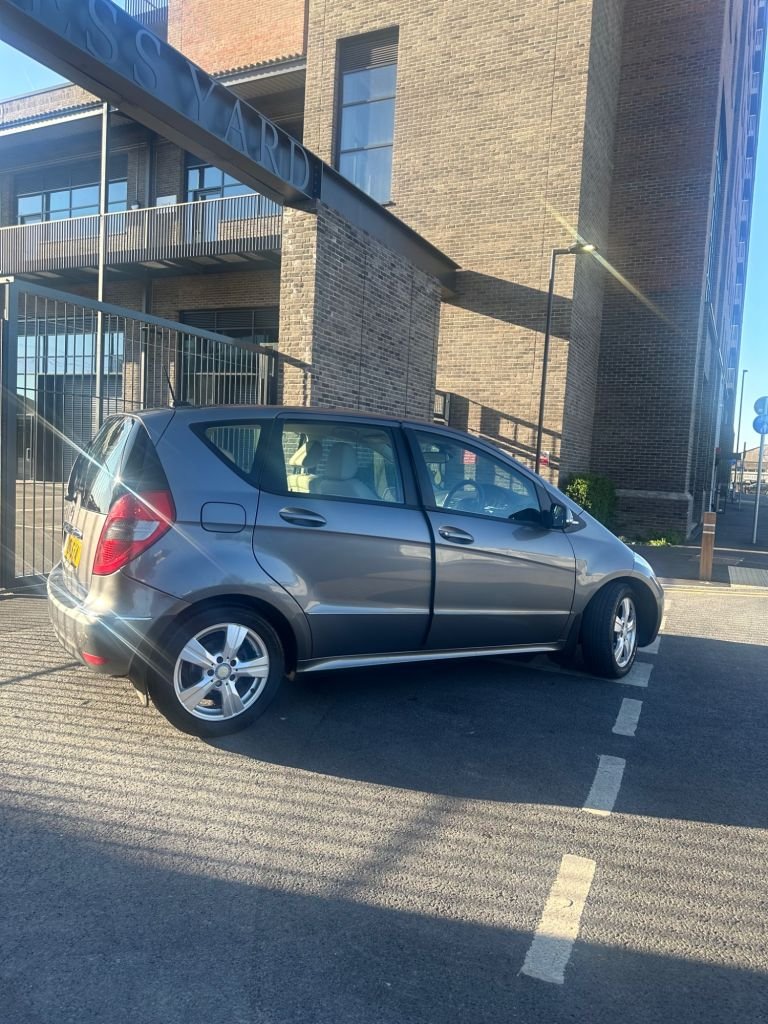 Used Mercedes-Benz A-Class 2011 for sale - 76848158: Photo 20