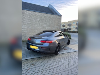 Used Mercedes-Benz E Class 2017 for sale - 76735860: Photo