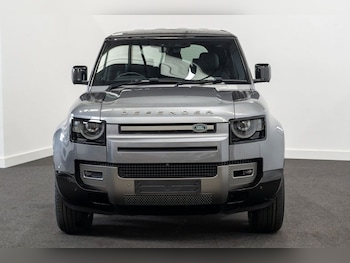 Used Land Rover Defender 2021 for sale - 78030263: Photo