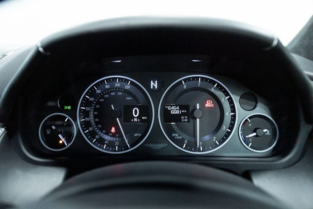 Used Aston Martin Vantage 2014 for sale - 78029748: Photo 12