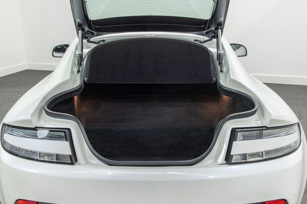 Used Aston Martin Vantage 2014 for sale - 78029748: Photo 26