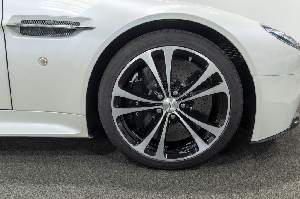 Used Aston Martin Vantage 2014 for sale - 78029748: Photo 29