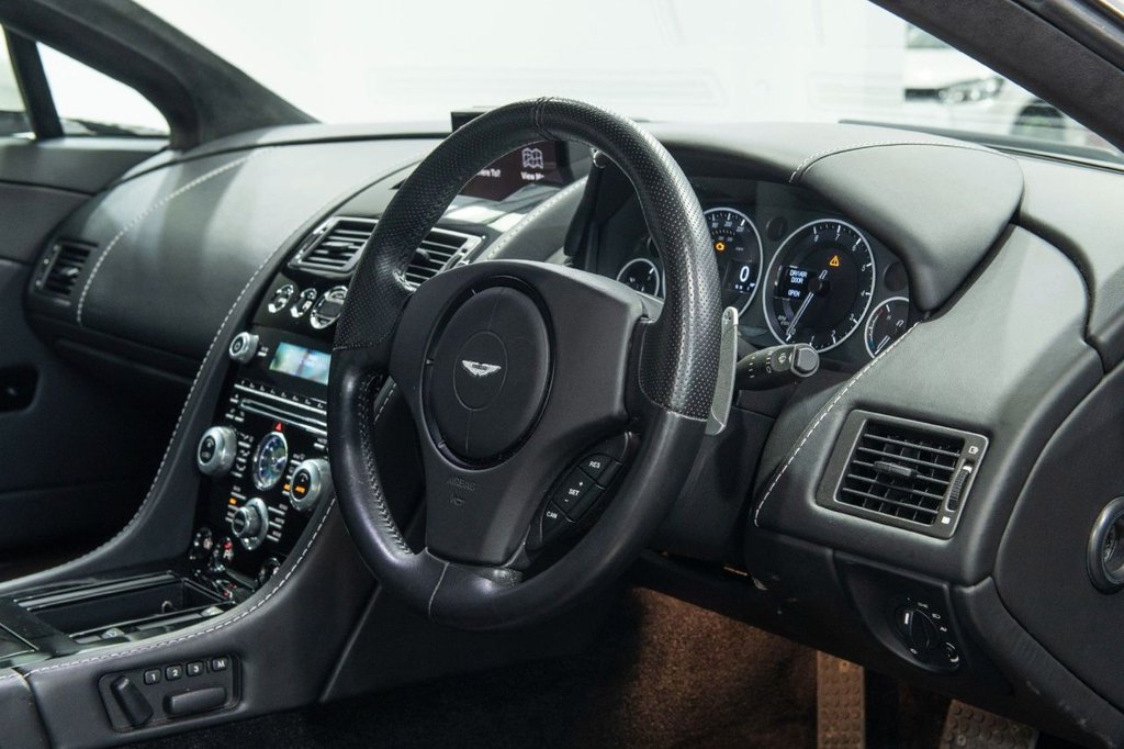 Used Aston Martin Vantage 2014 for sale - 78029748: Photo 9