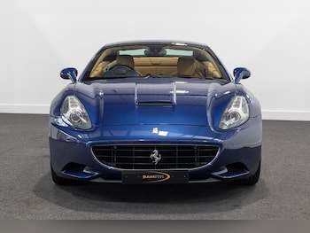 Used Ferrari California 2010 for sale - 78030152: Photo