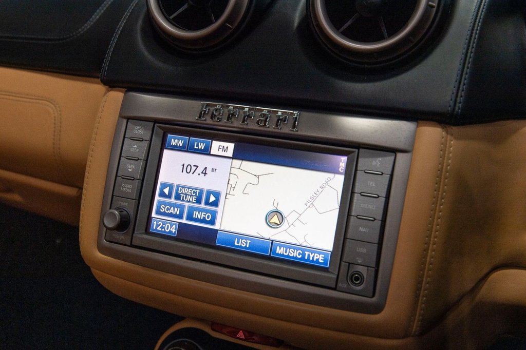 Used Ferrari California 2010 for sale - 78030152: Photo 30