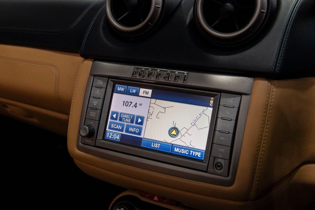 Used Ferrari California 2010 for sale - 78030152: Photo 31