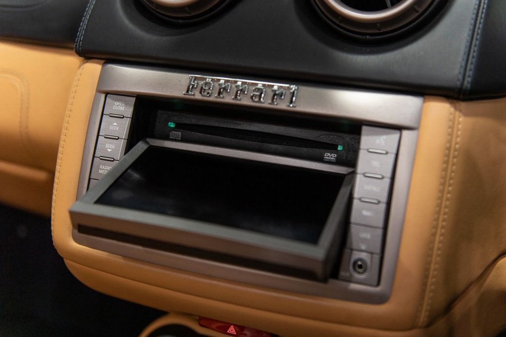 Used Ferrari California 2010 for sale - 78030152: Photo 33