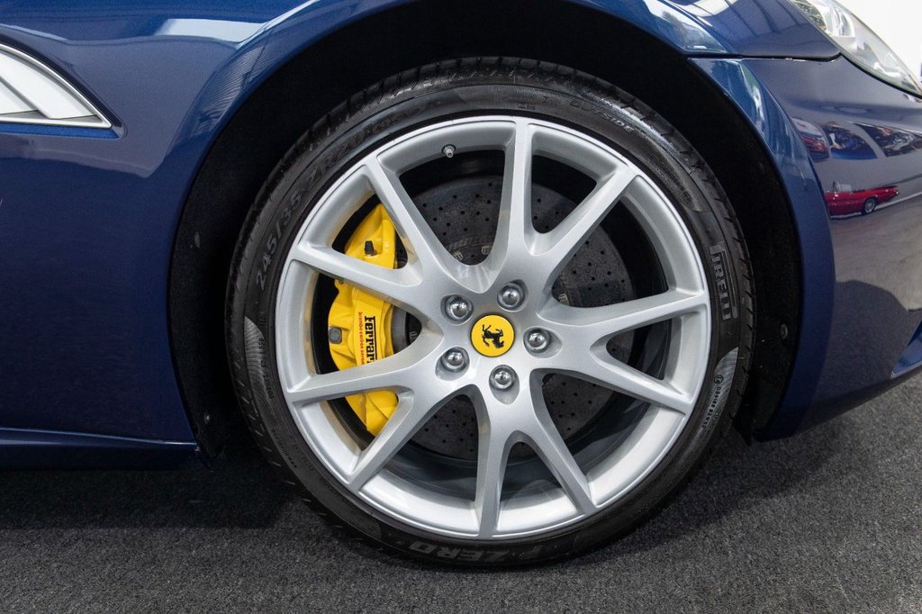 Used Ferrari California 2010 for sale - 78030152: Photo 36