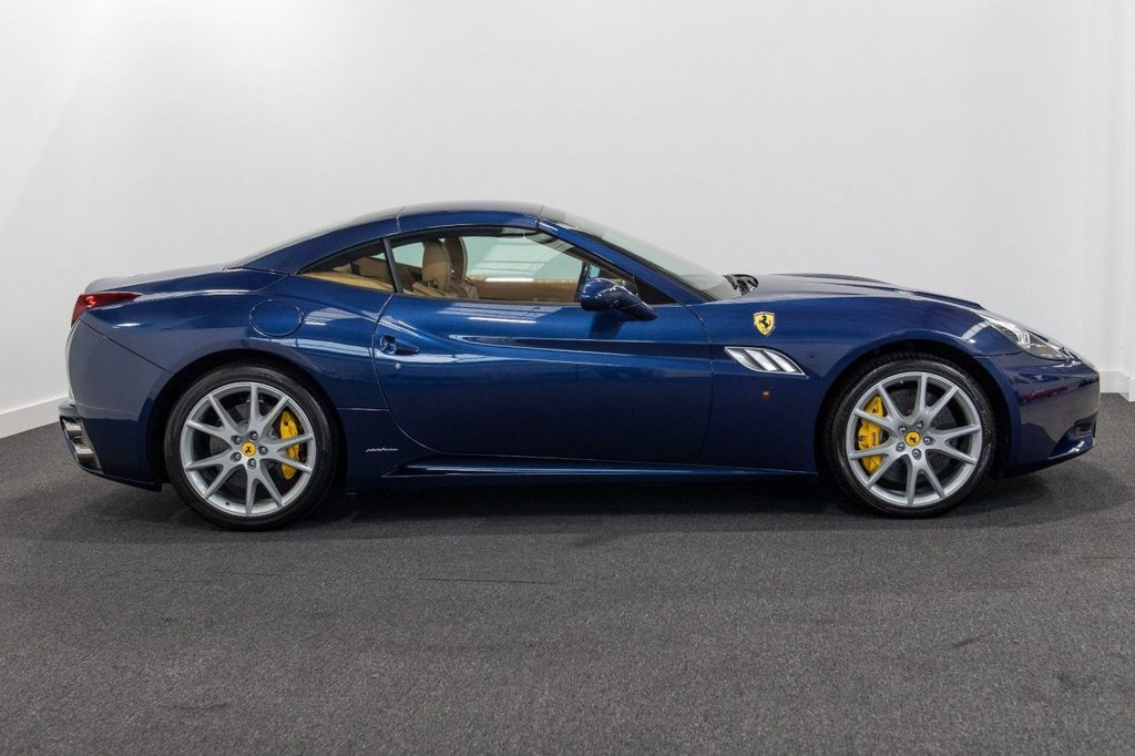 Used Ferrari California 2010 for sale - 78030152: Photo 6