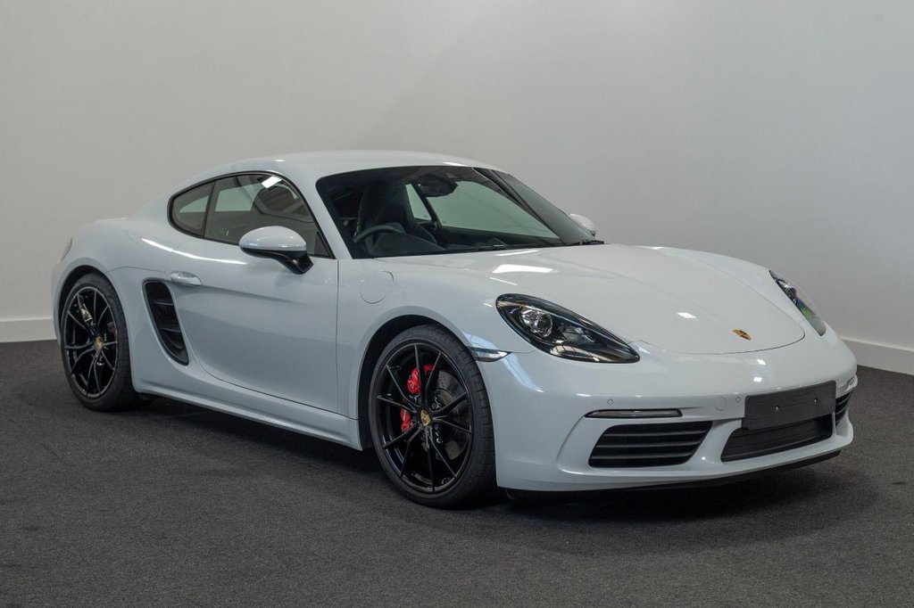 Used Porsche Cayman 2019 for sale - 78030087: Photo 1