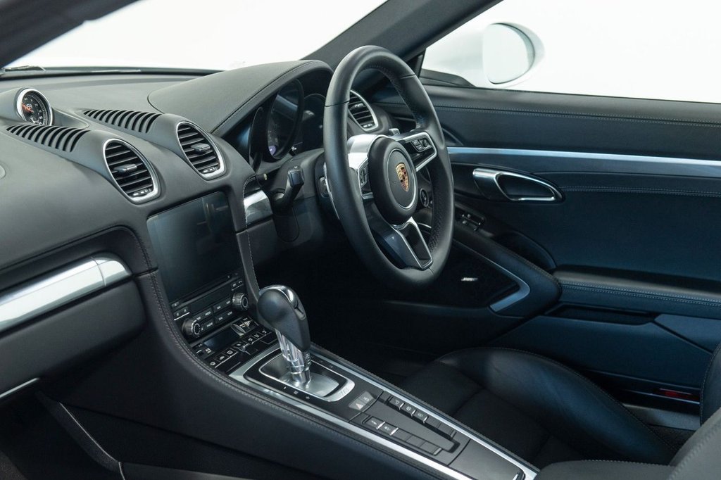 Used Porsche Cayman 2019 for sale - 78030087: Photo 14