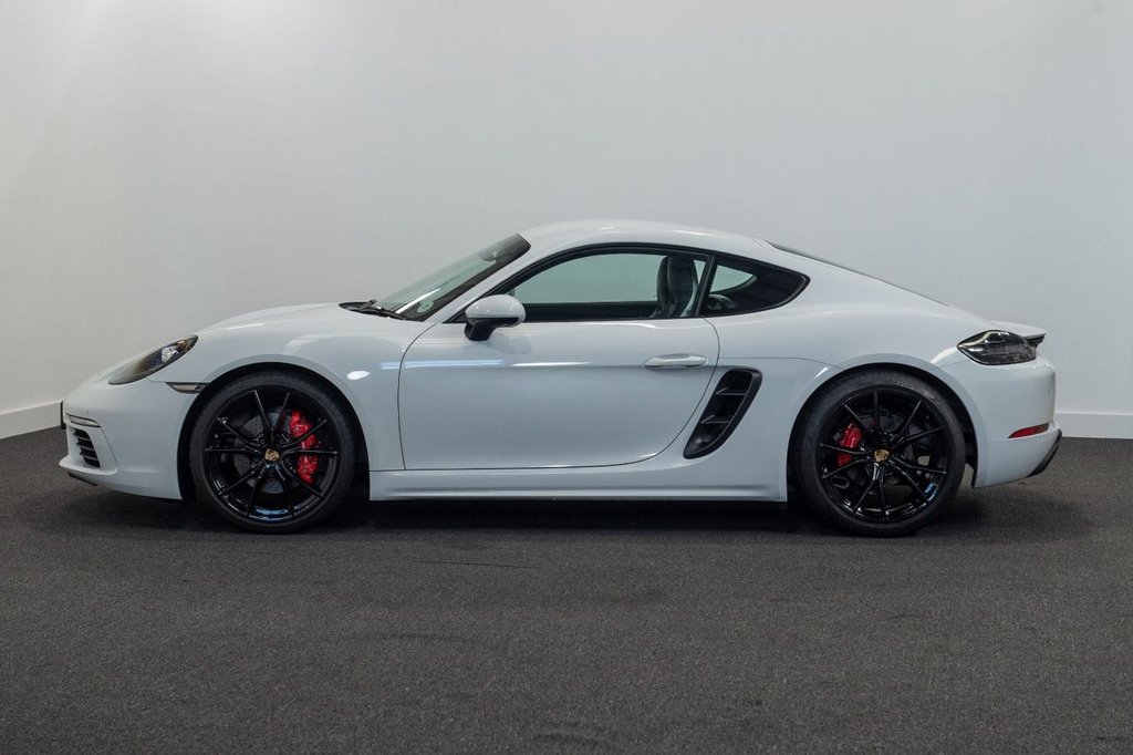 Used Porsche Cayman 2019 for sale - 78030087: Photo 4
