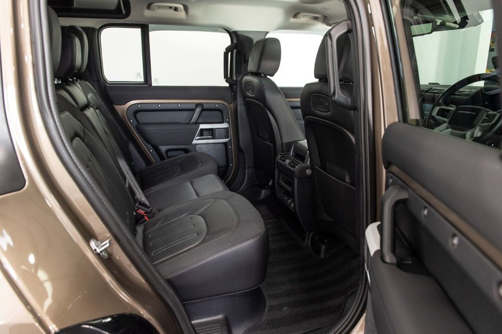 Used Land Rover Defender 2020 for sale - 78167129: Photo 15