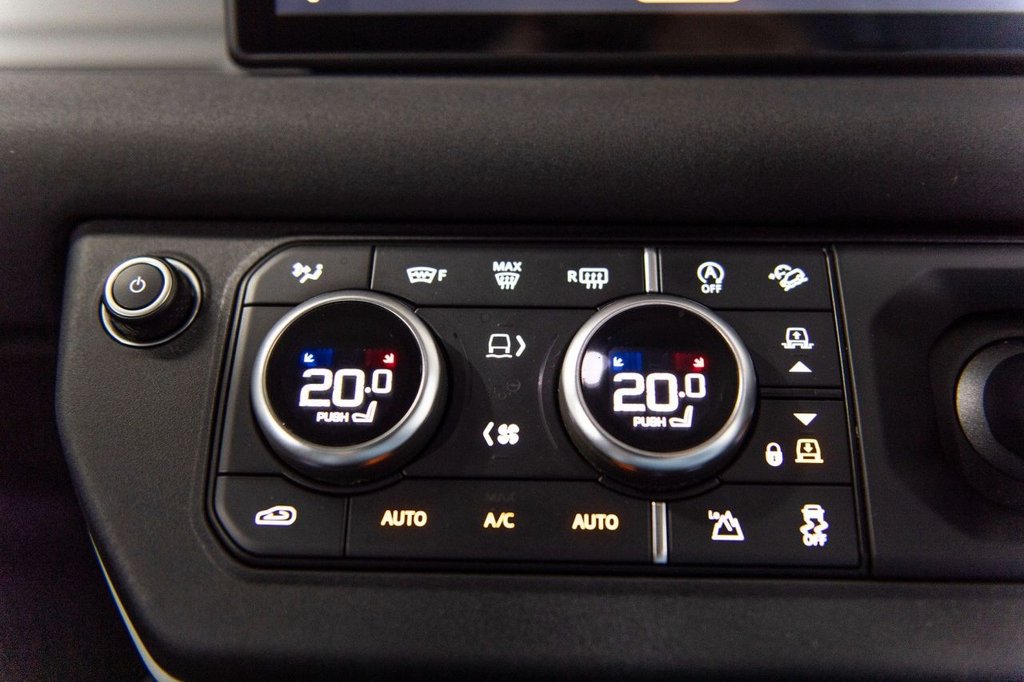 Used Land Rover Defender 2020 for sale - 78167129: Photo 27