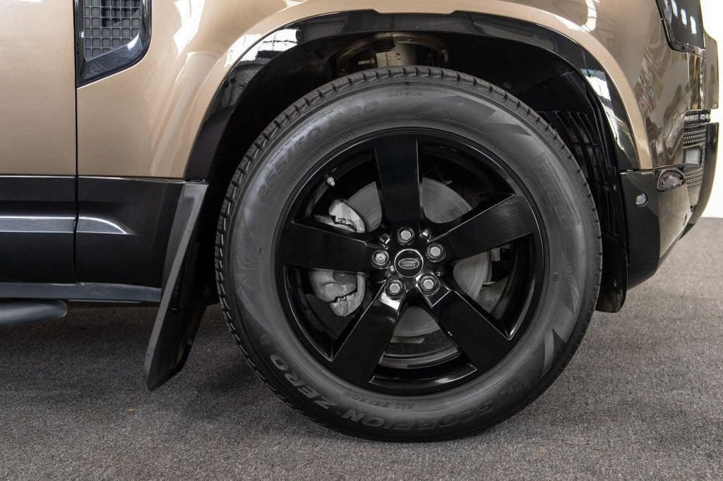 Used Land Rover Defender 2020 for sale - 78167129: Photo 35