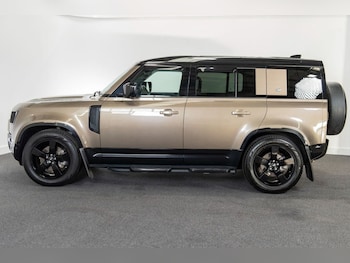 Used Land Rover Defender 2020 for sale - 78167129: Photo