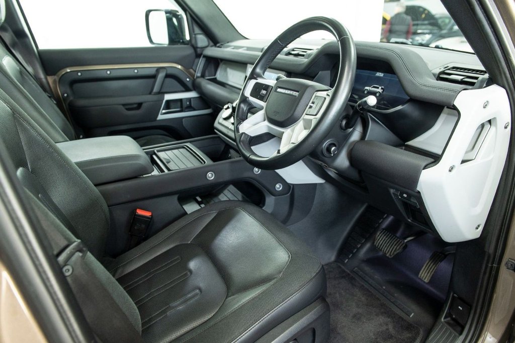 Used Land Rover Defender 2020 for sale - 78167129: Photo 8