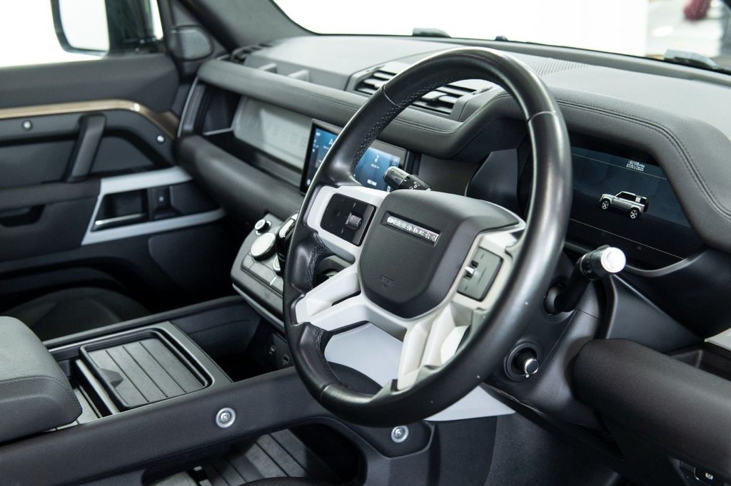 Used Land Rover Defender 2020 for sale - 78167129: Photo 9