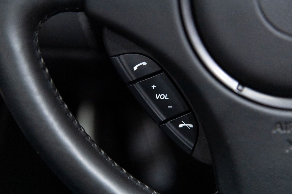 Used Aston Martin DBS 2011 for sale - 78029971: Photo 15