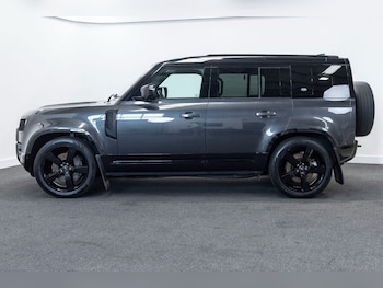 Used Land Rover Defender 2021 for sale - 78769286: Photo