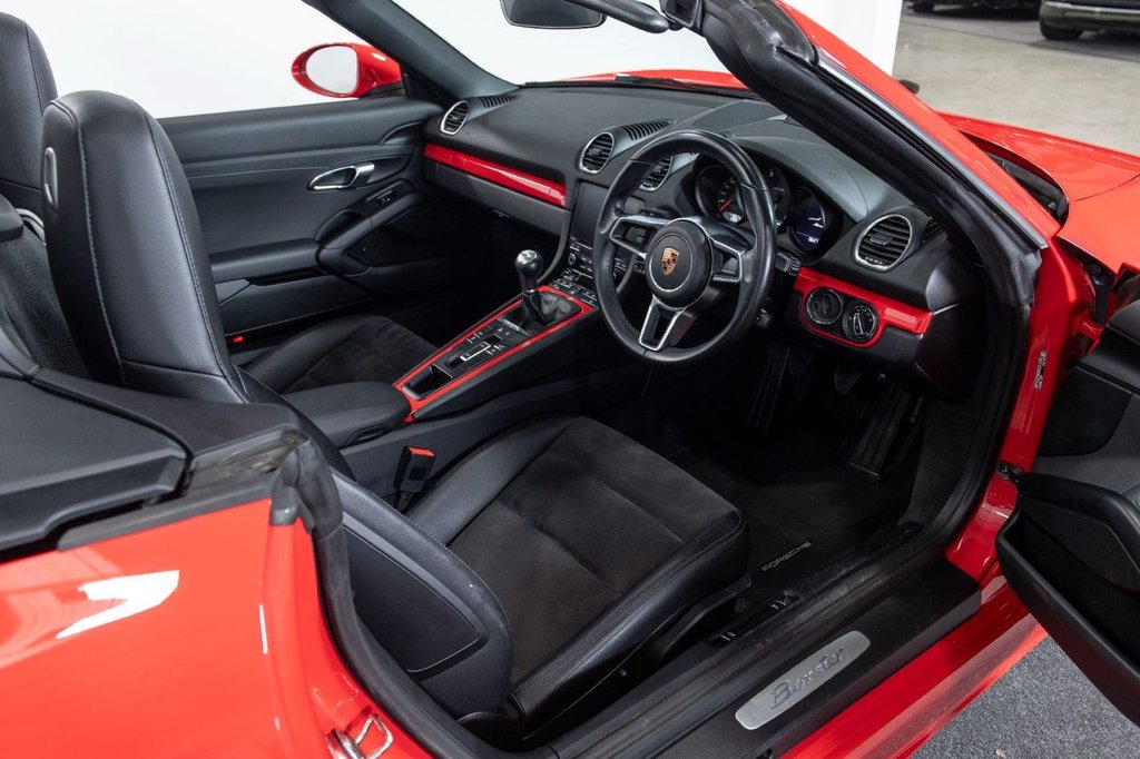 Used Porsche Boxster 2016 for sale - 78030208: Photo 12