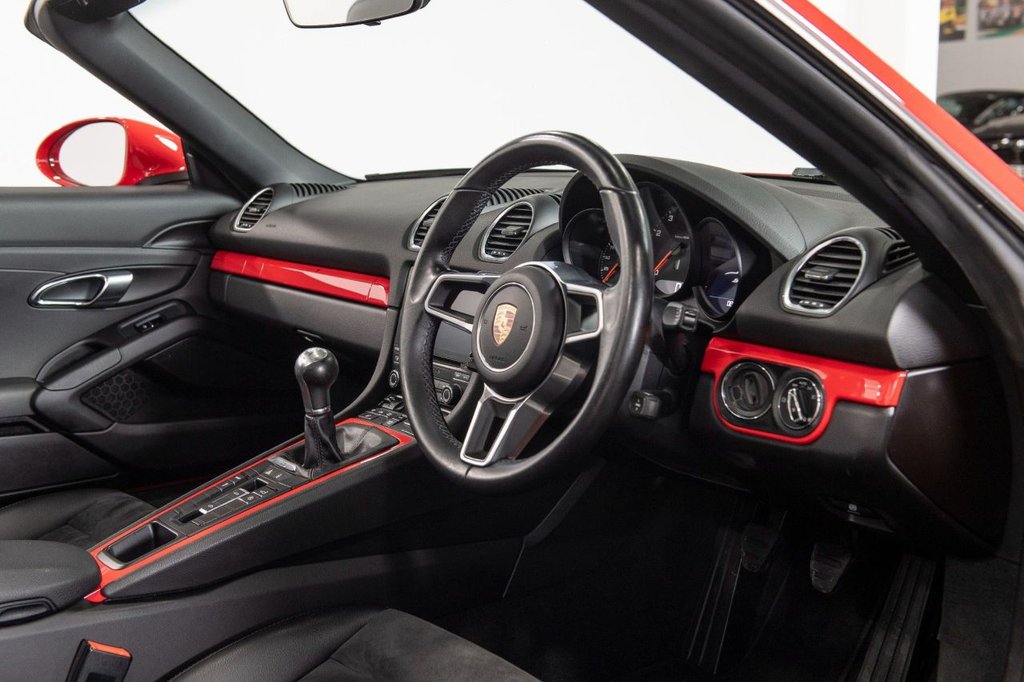 Used Porsche Boxster 2016 for sale - 78030208: Photo 13