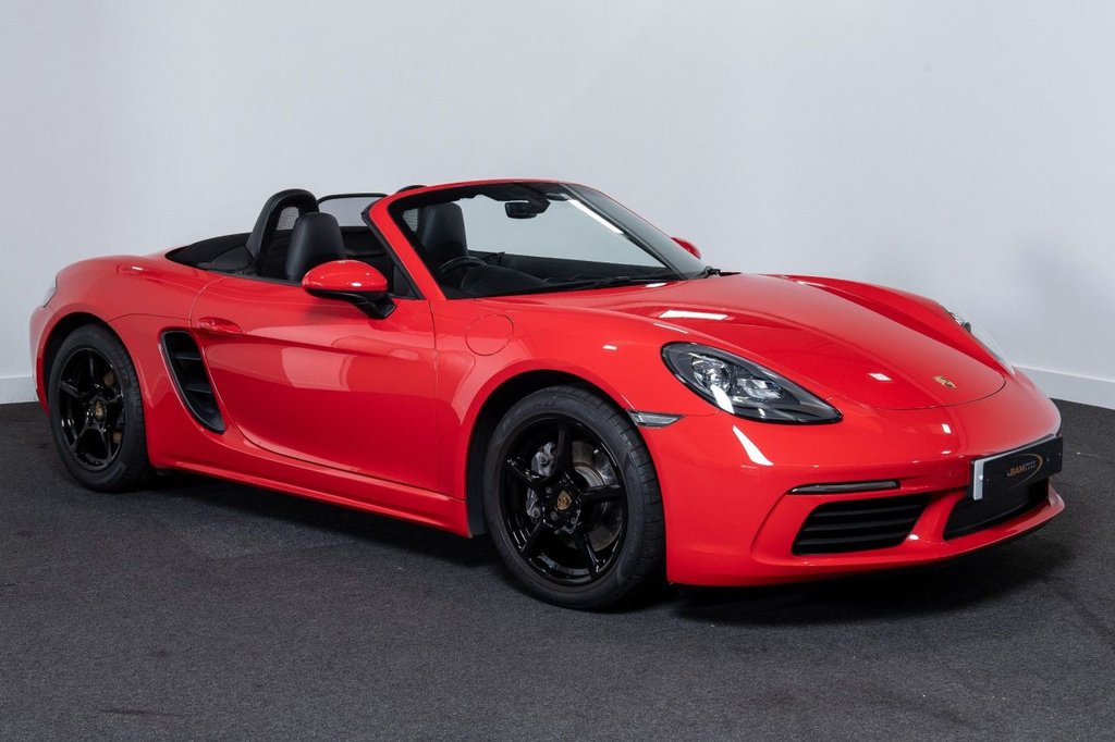 Used Porsche Boxster 2016 for sale - 78030208: Photo 2