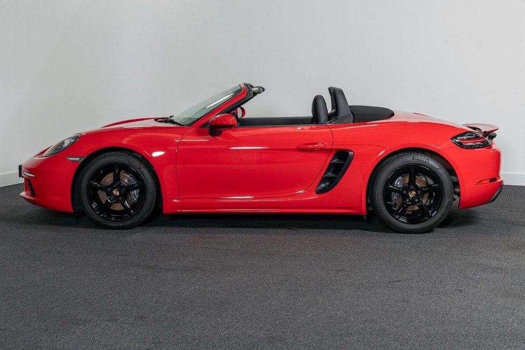 Used Porsche Boxster 2016 for sale - 78030208: Photo 6