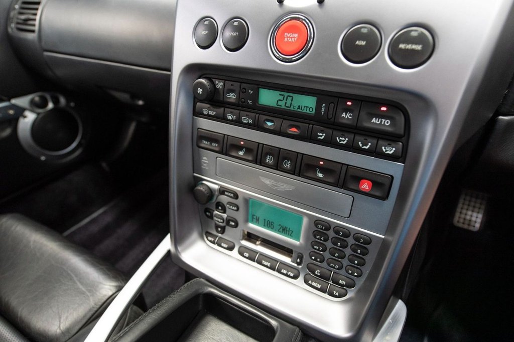 Used Aston Martin Vanquish 2004 for sale - 78030291: Photo 15