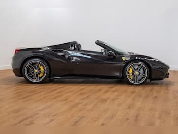 Used Ferrari 488 2016 for sale - 79562237: Photo
