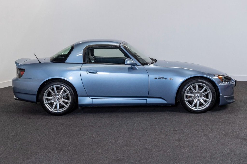 Used Honda S2000 2005 for sale - 78030222: Photo 8