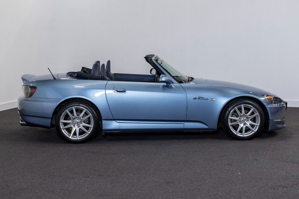 Used Honda S2000 2005 for sale - 78030222: Photo 9